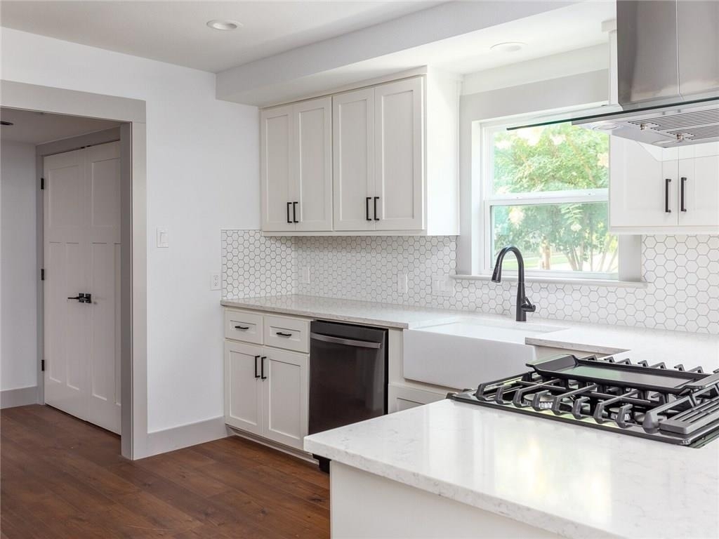4612 Caswell Ave - Photo 10