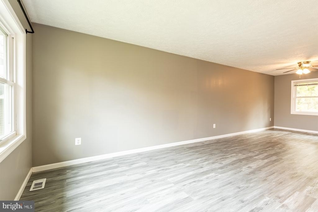 847 Harbor View Terrace - Photo 19
