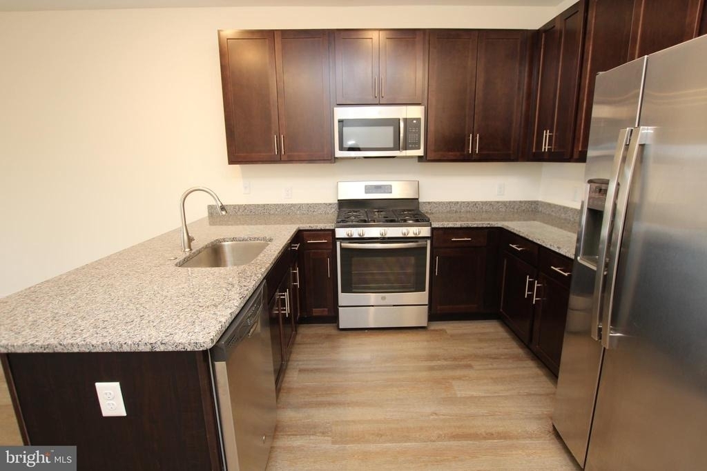 33725 Skiff Alley - Photo 4