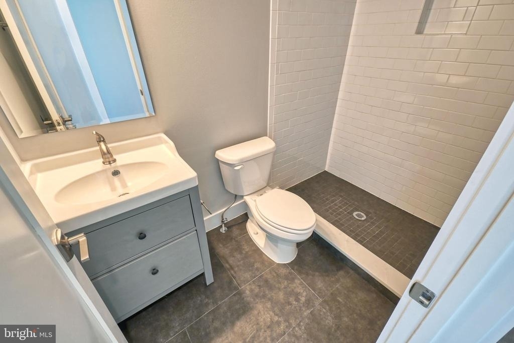 2013 Benning Road Ne - Photo 21