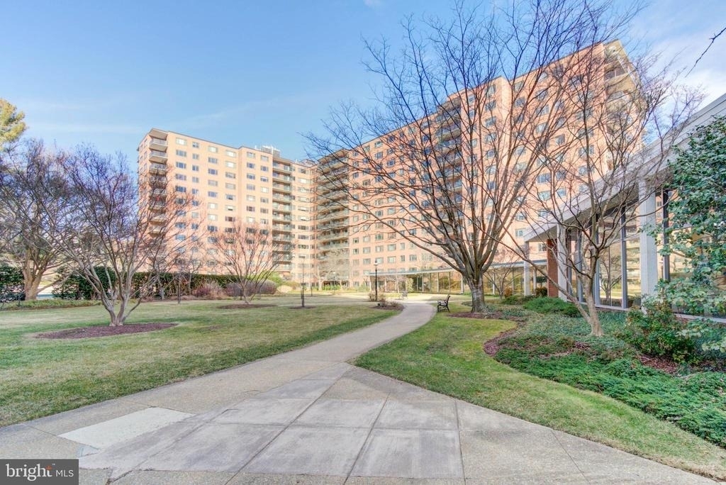 4201 Cathedral Avenue Nw - Photo 26