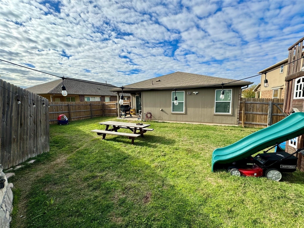 416 Purple Martin Ave - Photo 2