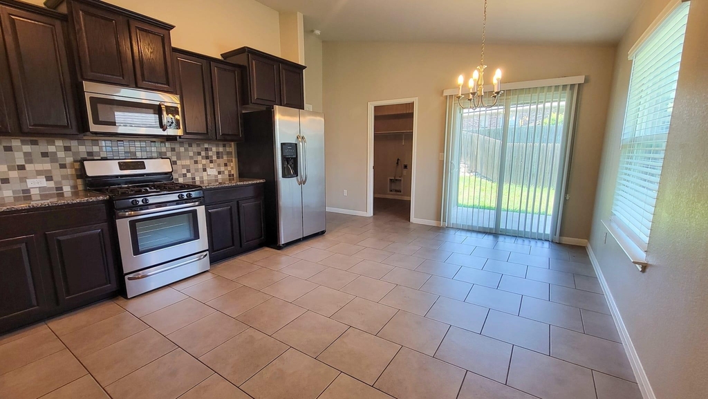 416 Purple Martin Ave - Photo 8