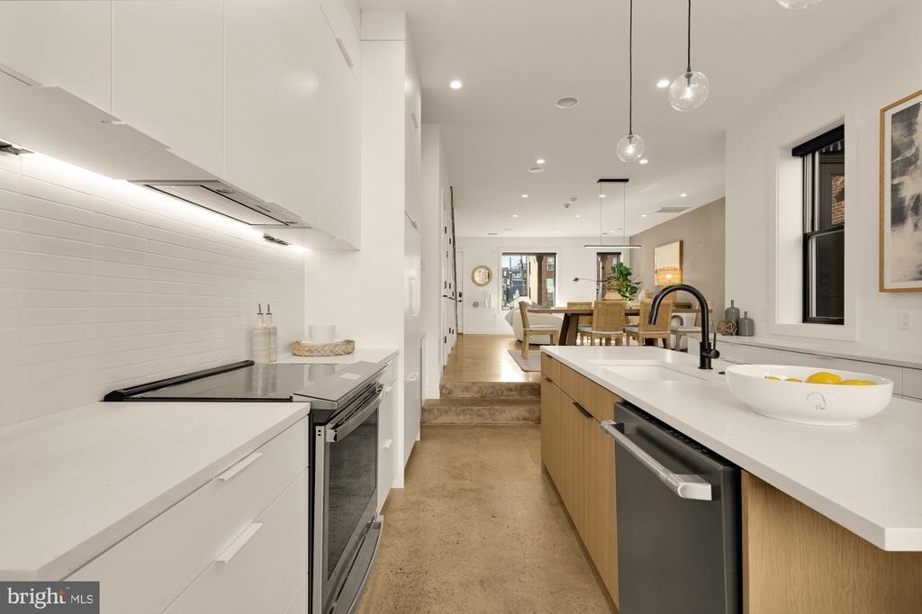 1005 P Street Nw - Photo 14