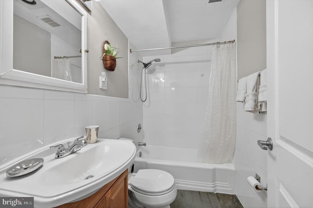 4840 Macarthur Boulevard Nw - Photo 32