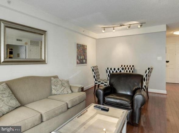 3401 38th Street Nw - Photo 1