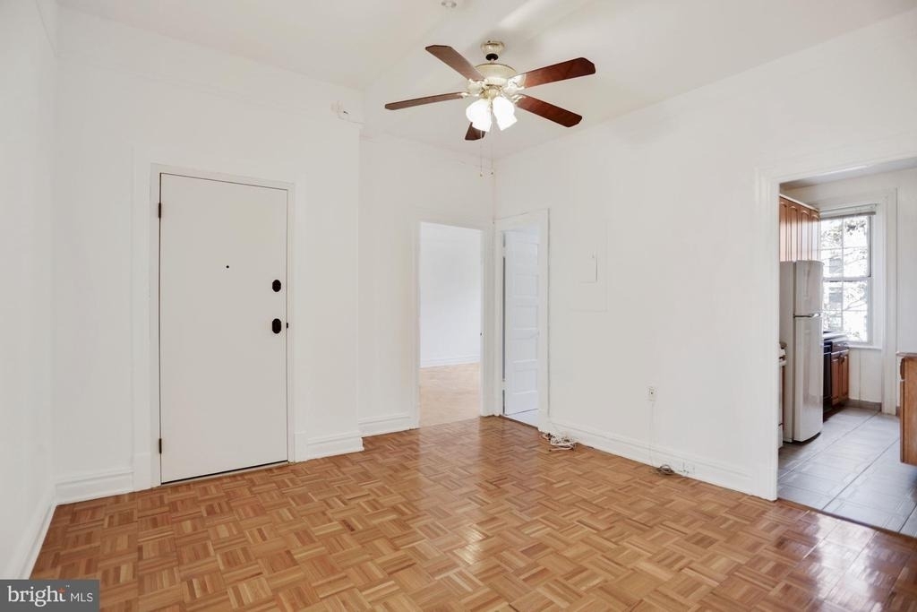 2854 Connecticut Avenue Nw - Photo 6