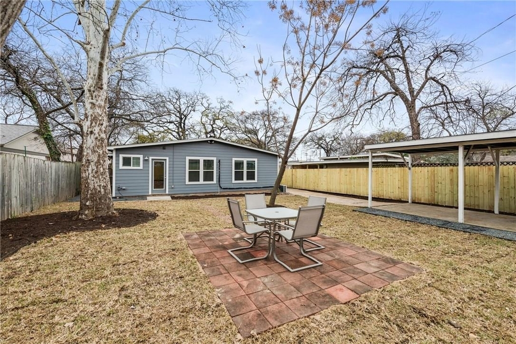 1021 E 45th St - Photo 32