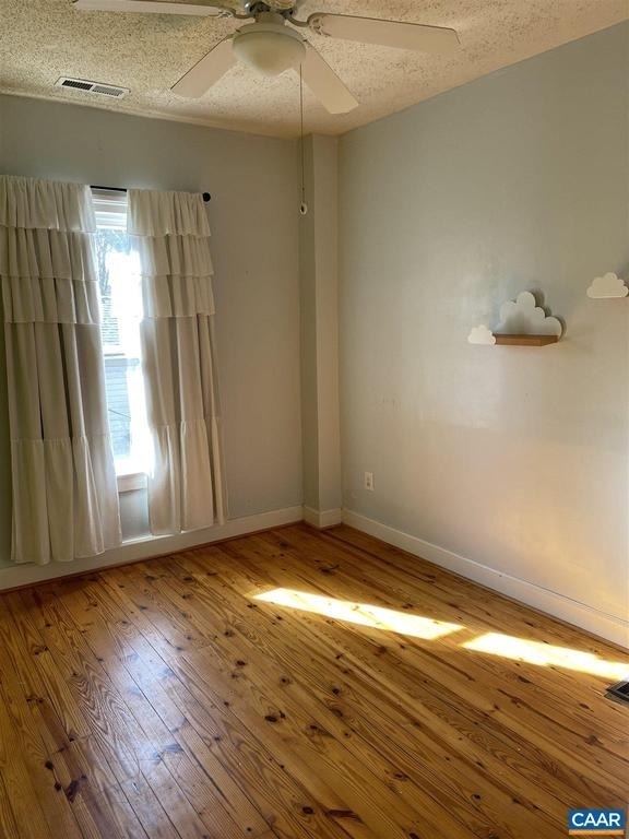 311 5th St - Photo 23