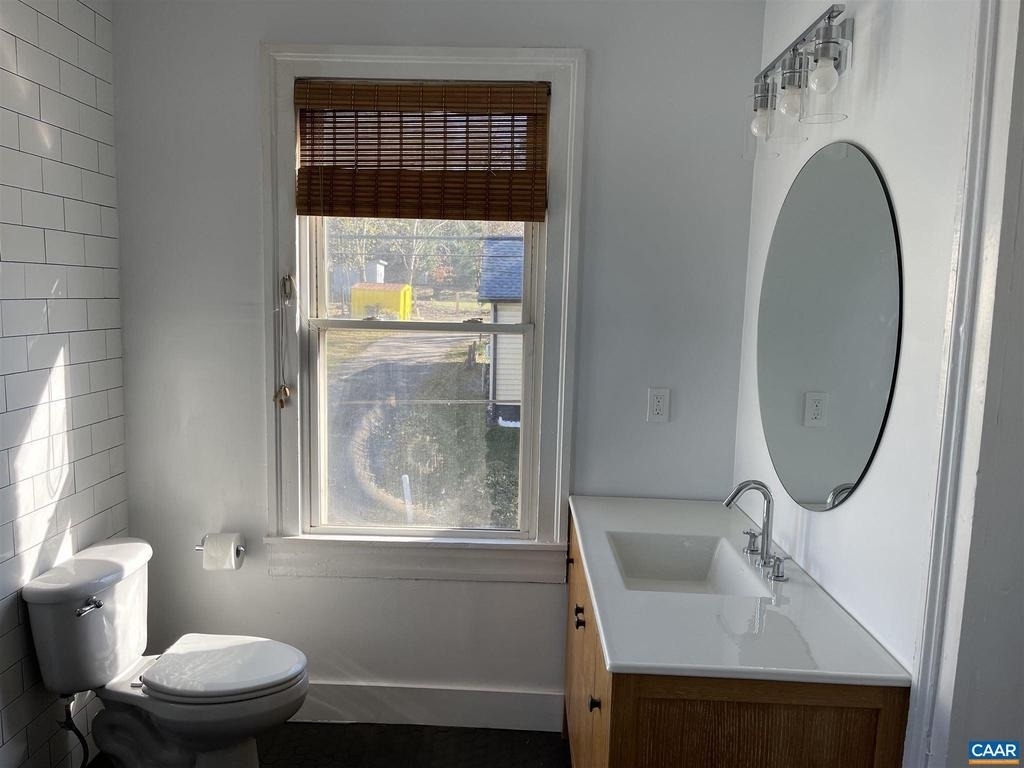 311 5th St - Photo 15