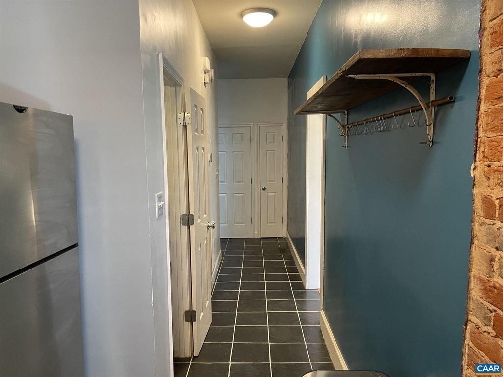 311 5th St - Photo 11