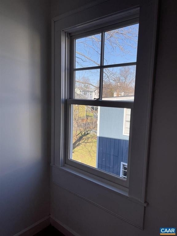 311 5th St - Photo 13