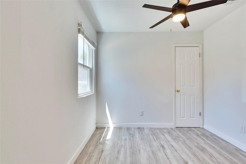 3462 Willowrun Dr - Photo 15
