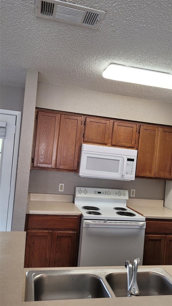 8804 Schick Rd - Photo 2