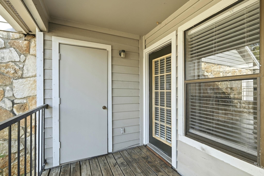 8804 Schick Rd - Photo 14