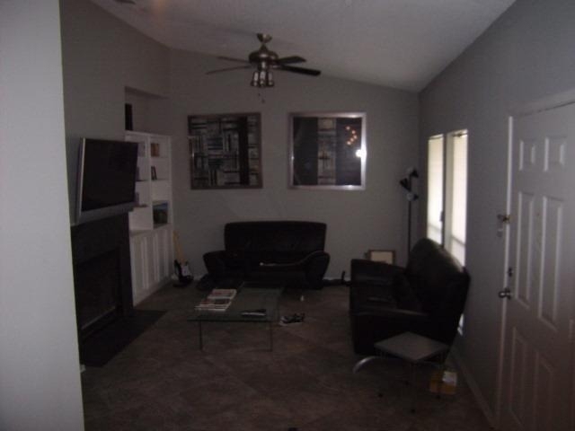 2901 San Jacinto Blvd - Photo 1