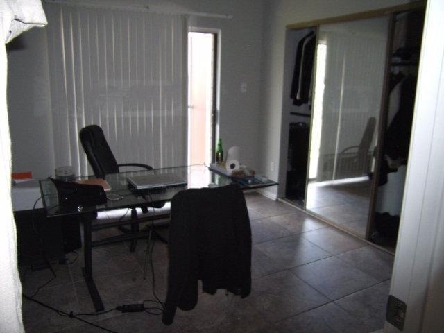 2901 San Jacinto Blvd - Photo 3