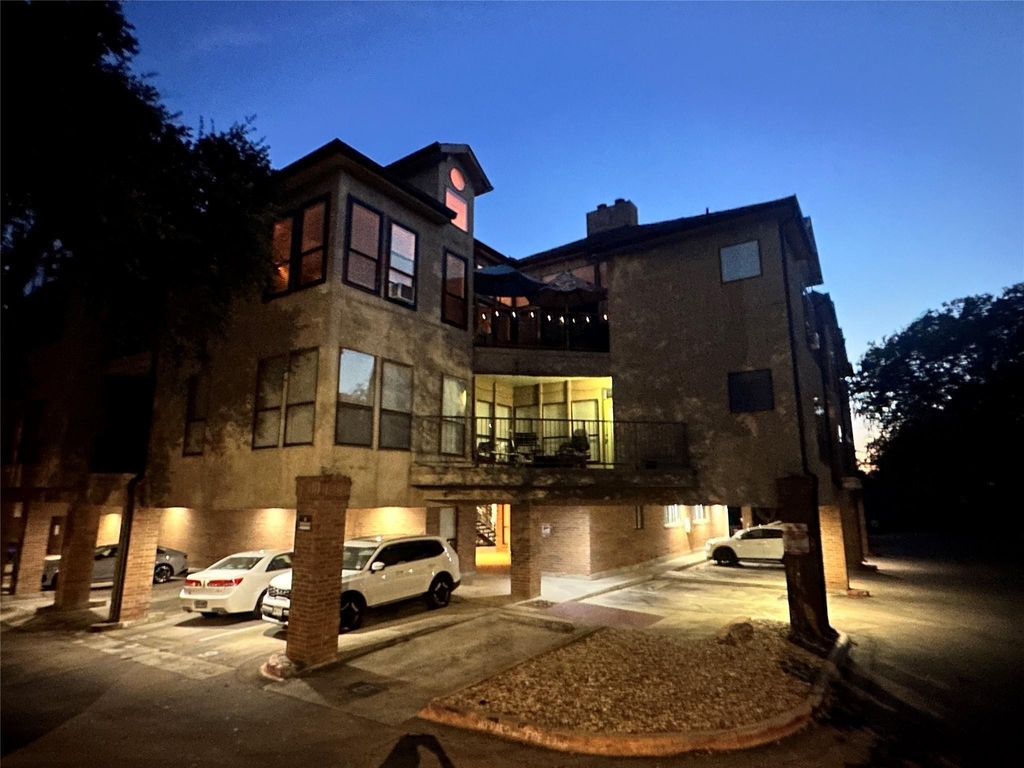 1906 Robbins Pl - Photo 28