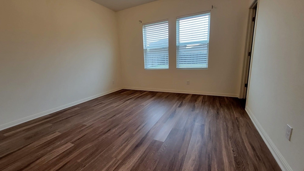 850 Bunton Reserve Blvd - Photo 4