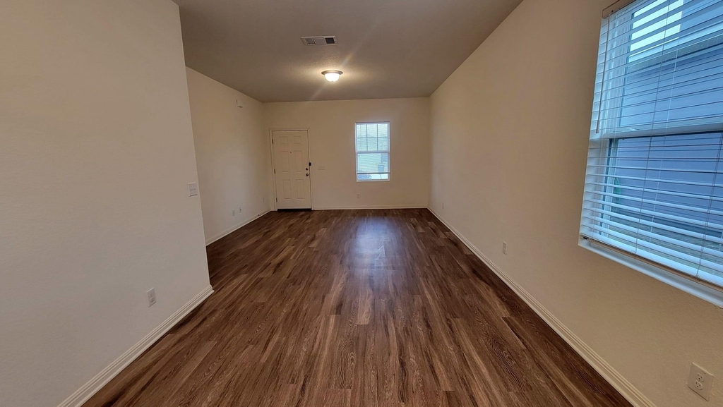 850 Bunton Reserve Blvd - Photo 0