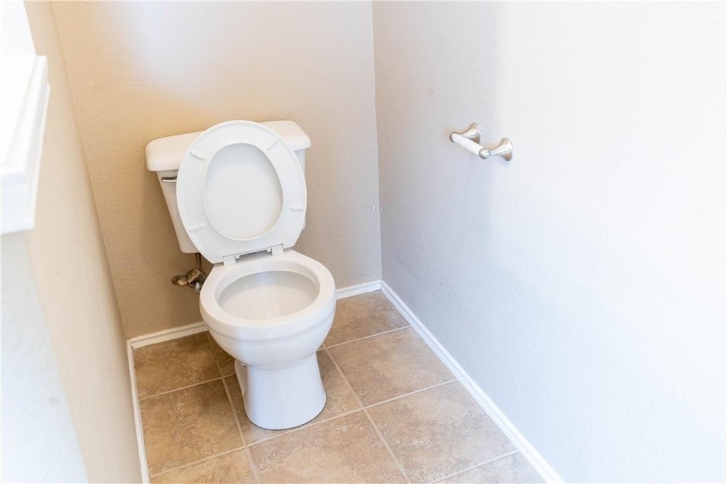 1608 Diana Dr - Photo 12