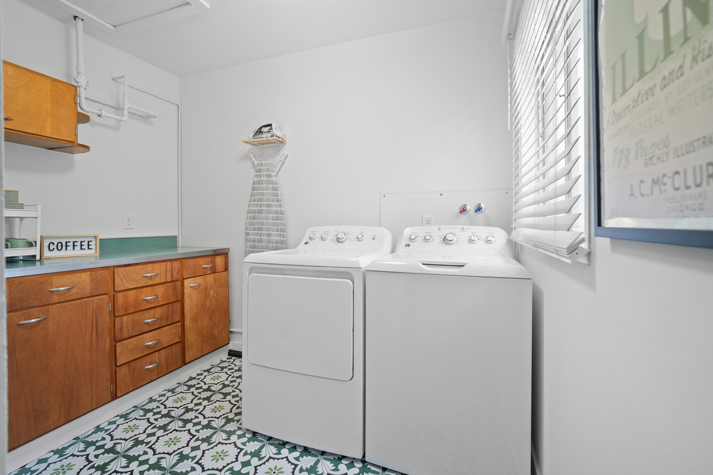 1105 Julienne Drive - Photo 11