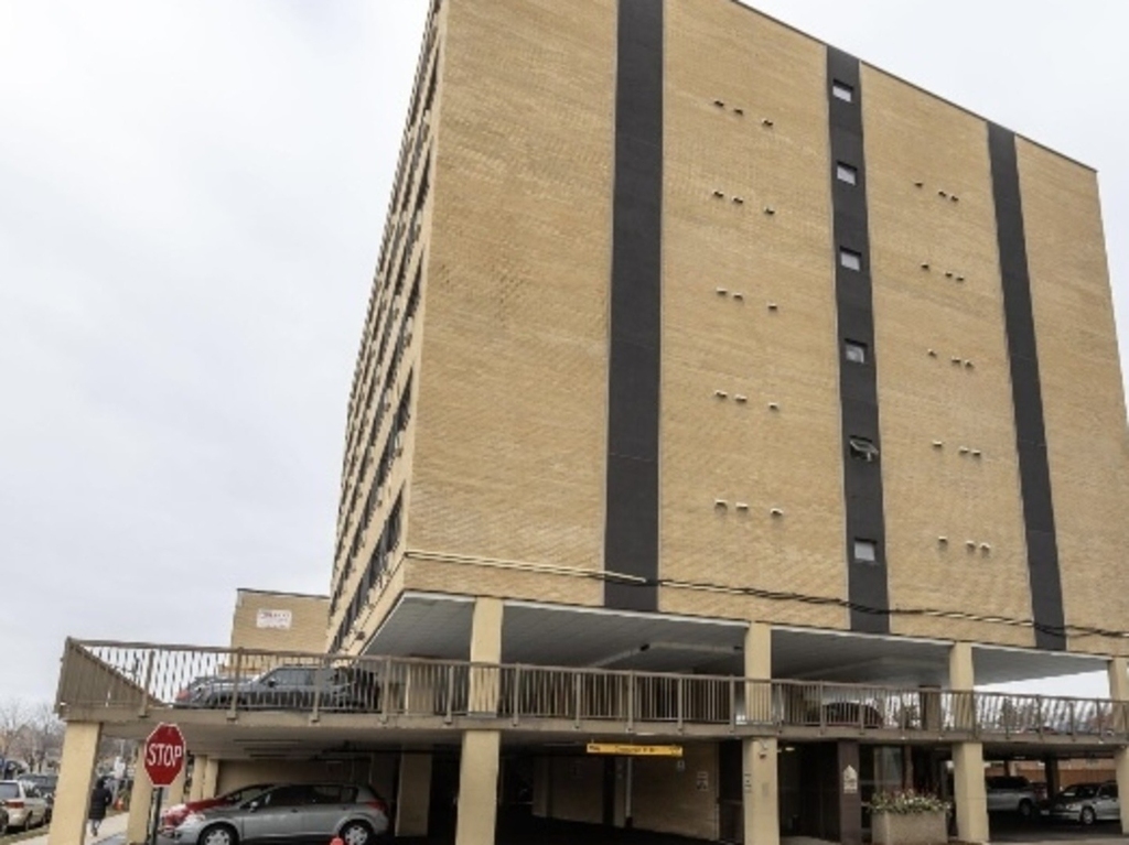 7300 W North Avenue - Photo 2