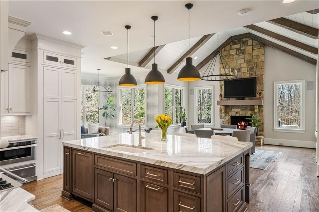 5265 Peachtree Dunwoody Road - Photo 6