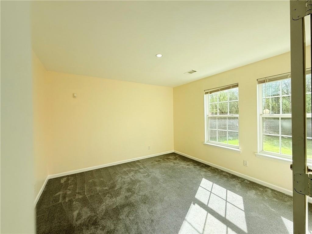 893 Hawthorn Lane - Photo 9