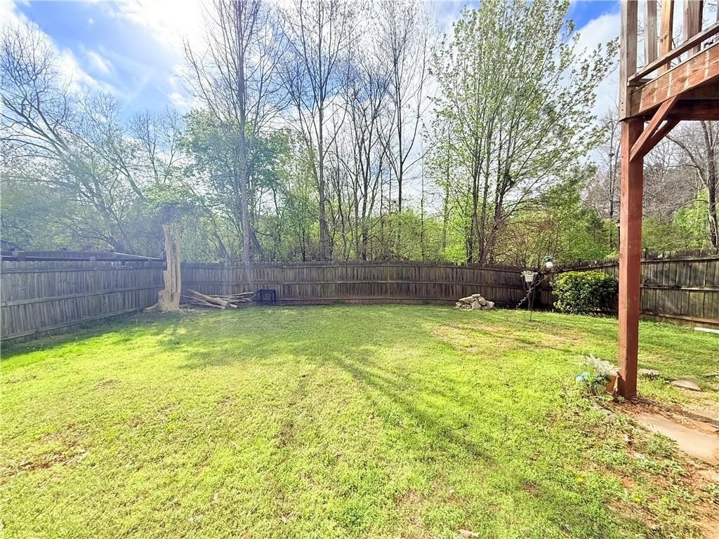 893 Hawthorn Lane - Photo 1