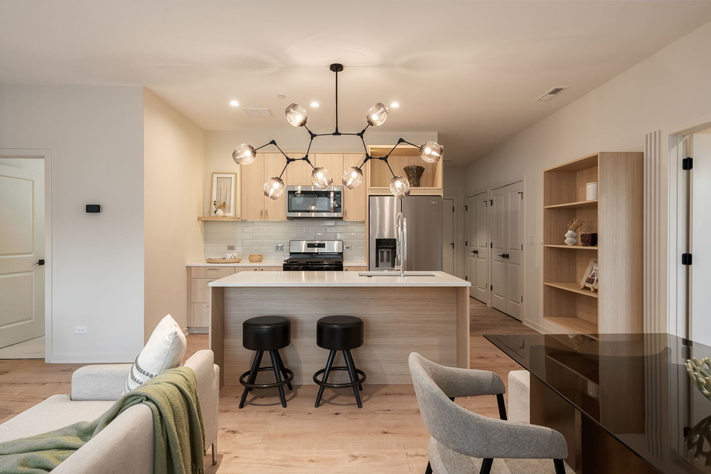 8003 W Belmont Avenue - Photo 3