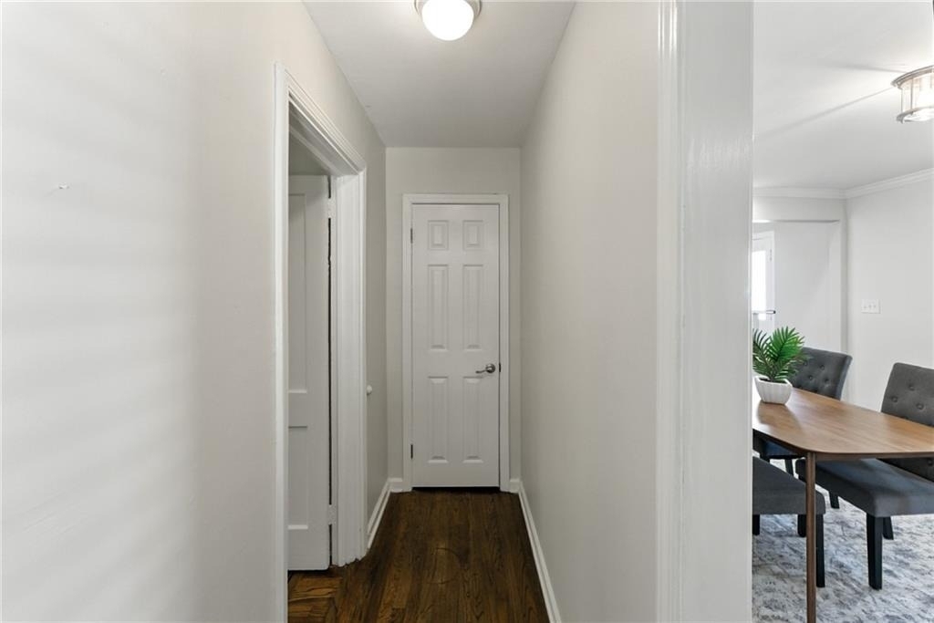 1411 Mercer Avenue - Photo 11