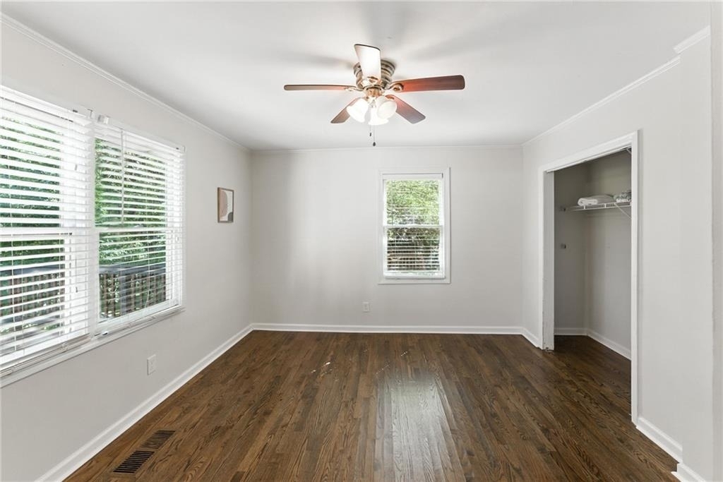 1411 Mercer Avenue - Photo 15