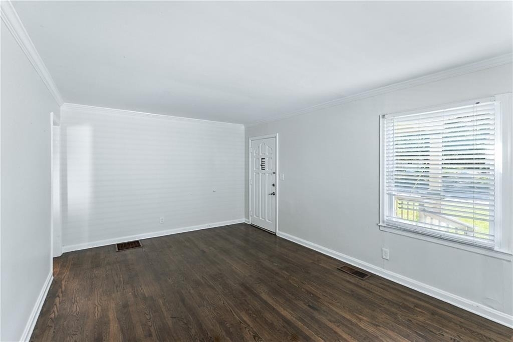 1411 Mercer Avenue - Photo 12