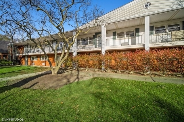1337 1st Street - Photo 0