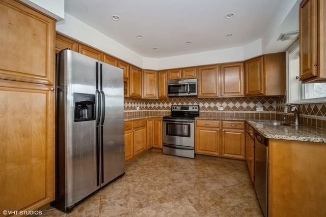 1337 1st Street - Photo 1