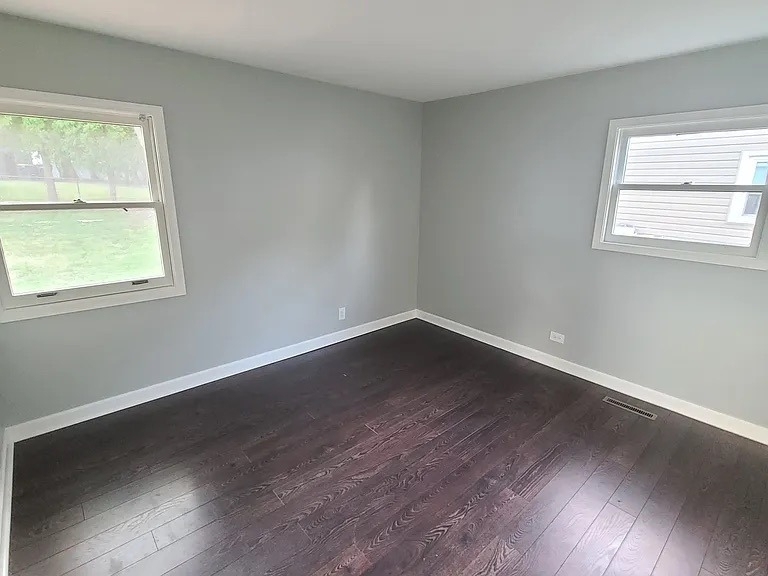 202 E Streamwood Boulevard - Photo 4
