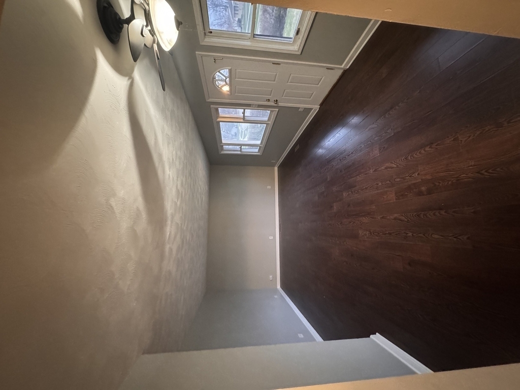 202 E Streamwood Boulevard - Photo 3