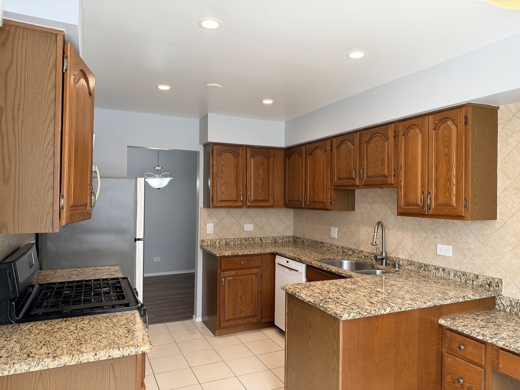 1312 Coventry Circle - Photo 7