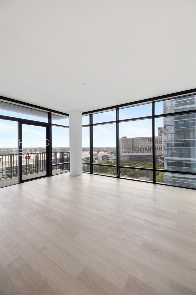 808 Crawford Street - Photo 0
