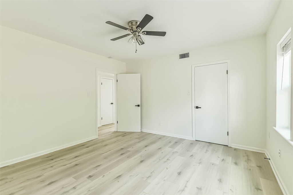 5922 Fairdale Lane - Photo 17