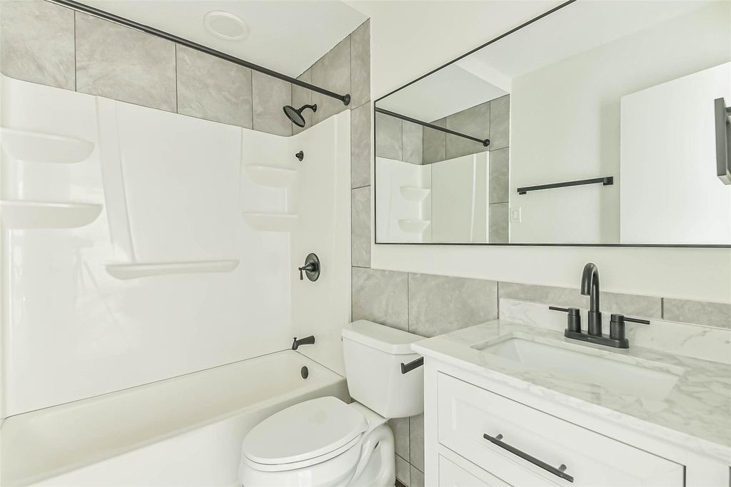 5922 Fairdale Lane - Photo 19