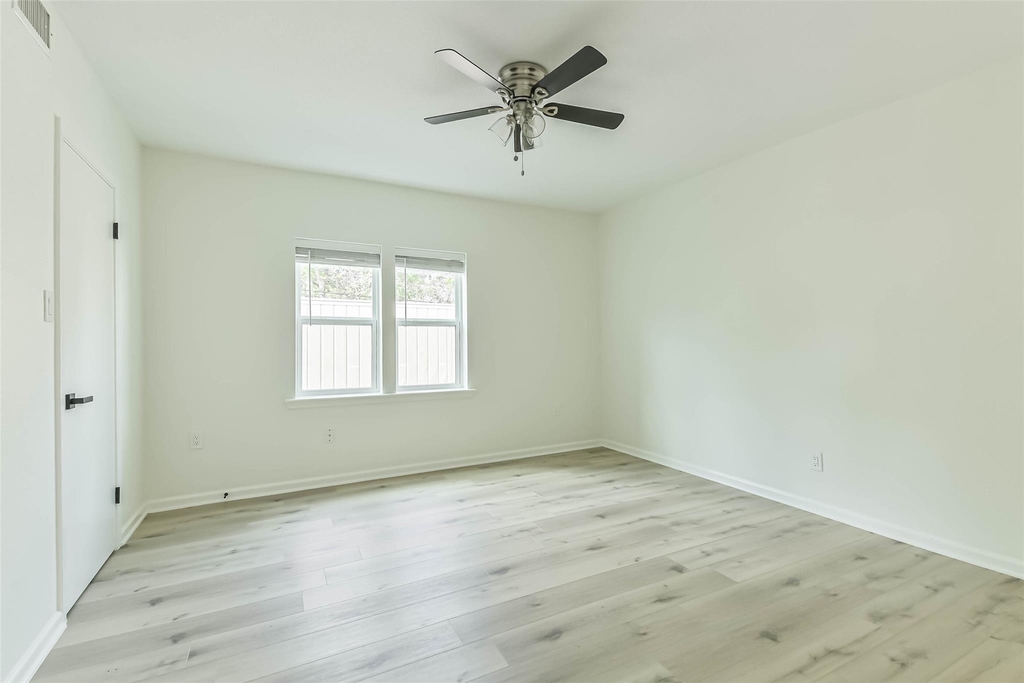 5922 Fairdale Lane - Photo 18