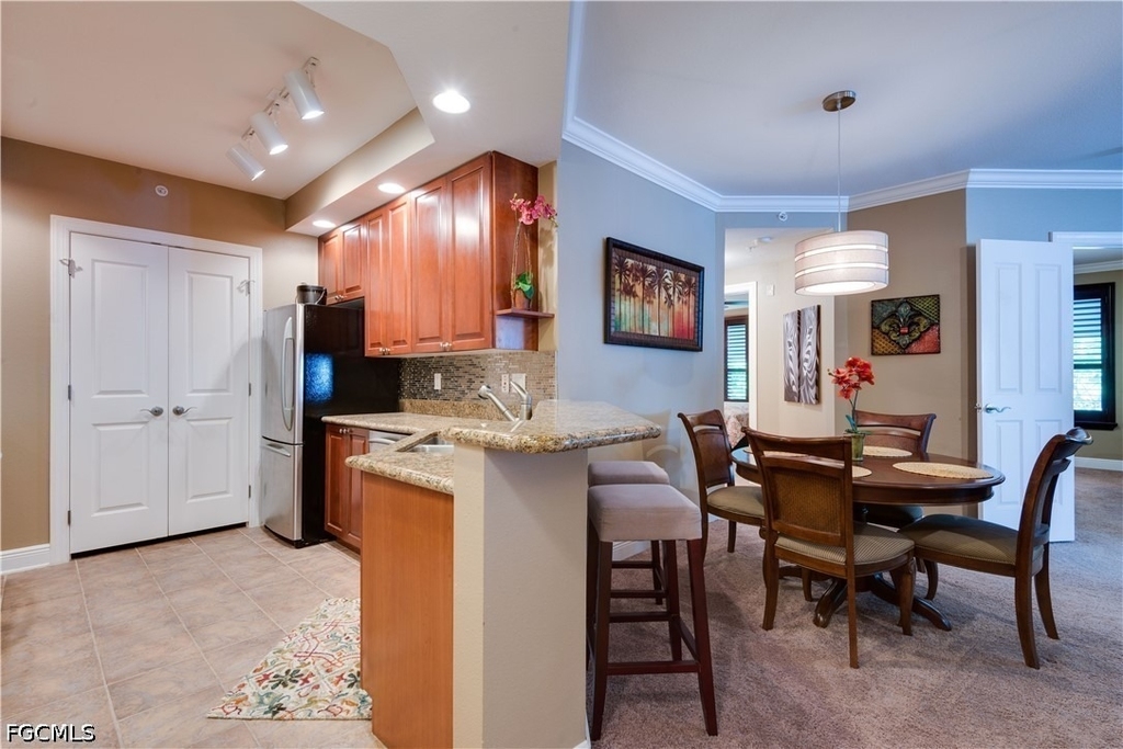 2825 Palm Beach Boulevard - Photo 11