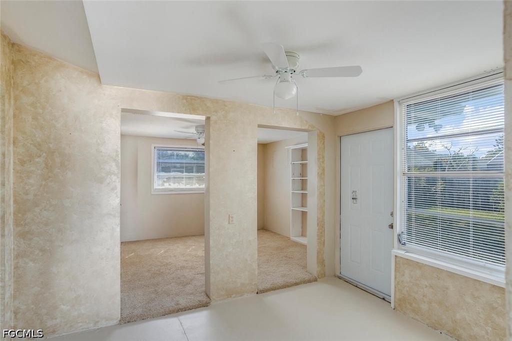 806 Entrada Drive N - Photo 12
