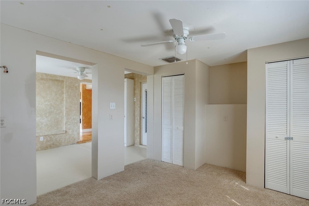 806 Entrada Drive N - Photo 13