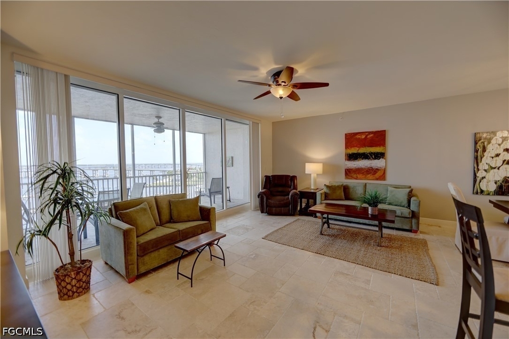 2090 W First Street - Photo 4