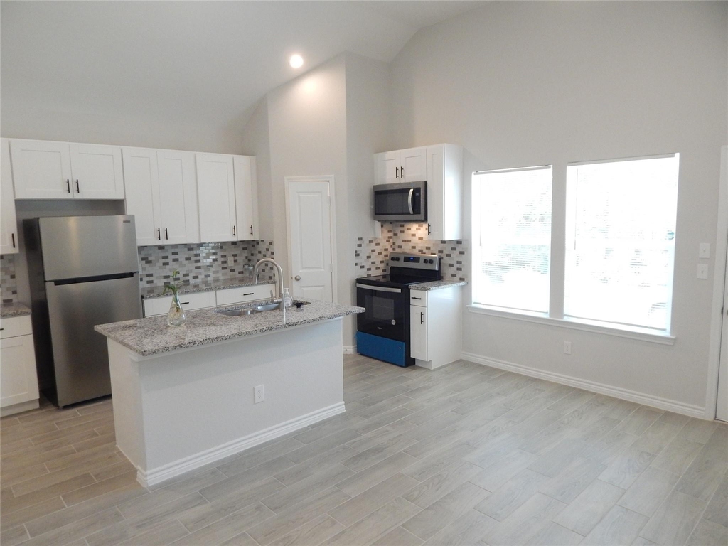 230 Northlawn - Photo 10
