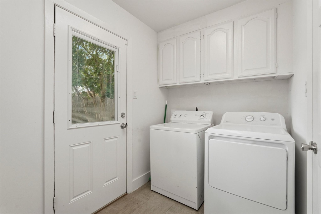 1219 Wisterwood Drive - Photo 14