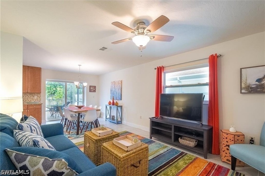 731 104th Avenue N - Photo 8